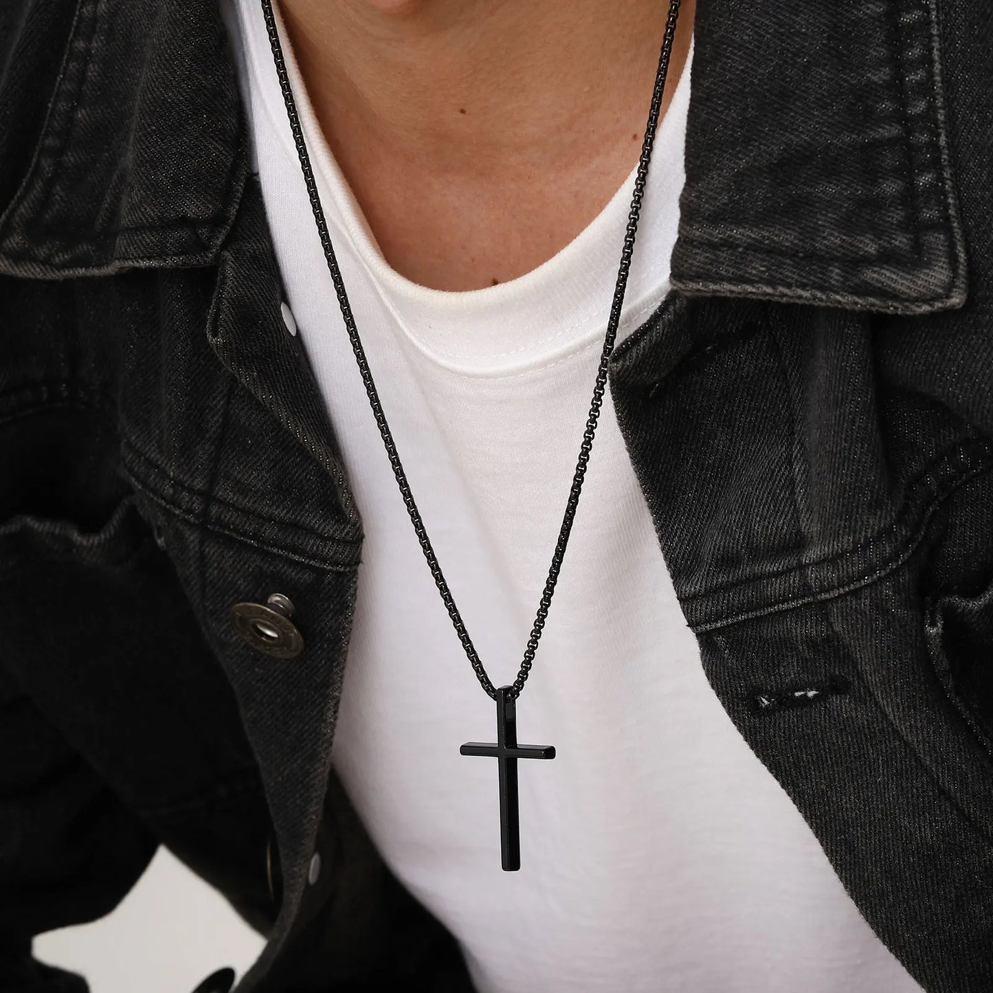 Collana  con Croce