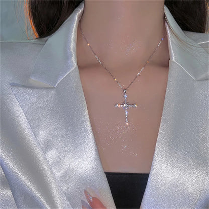 Collana “Crystal Cross Star”