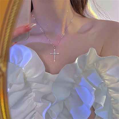 Collana “Crystal Cross Star”