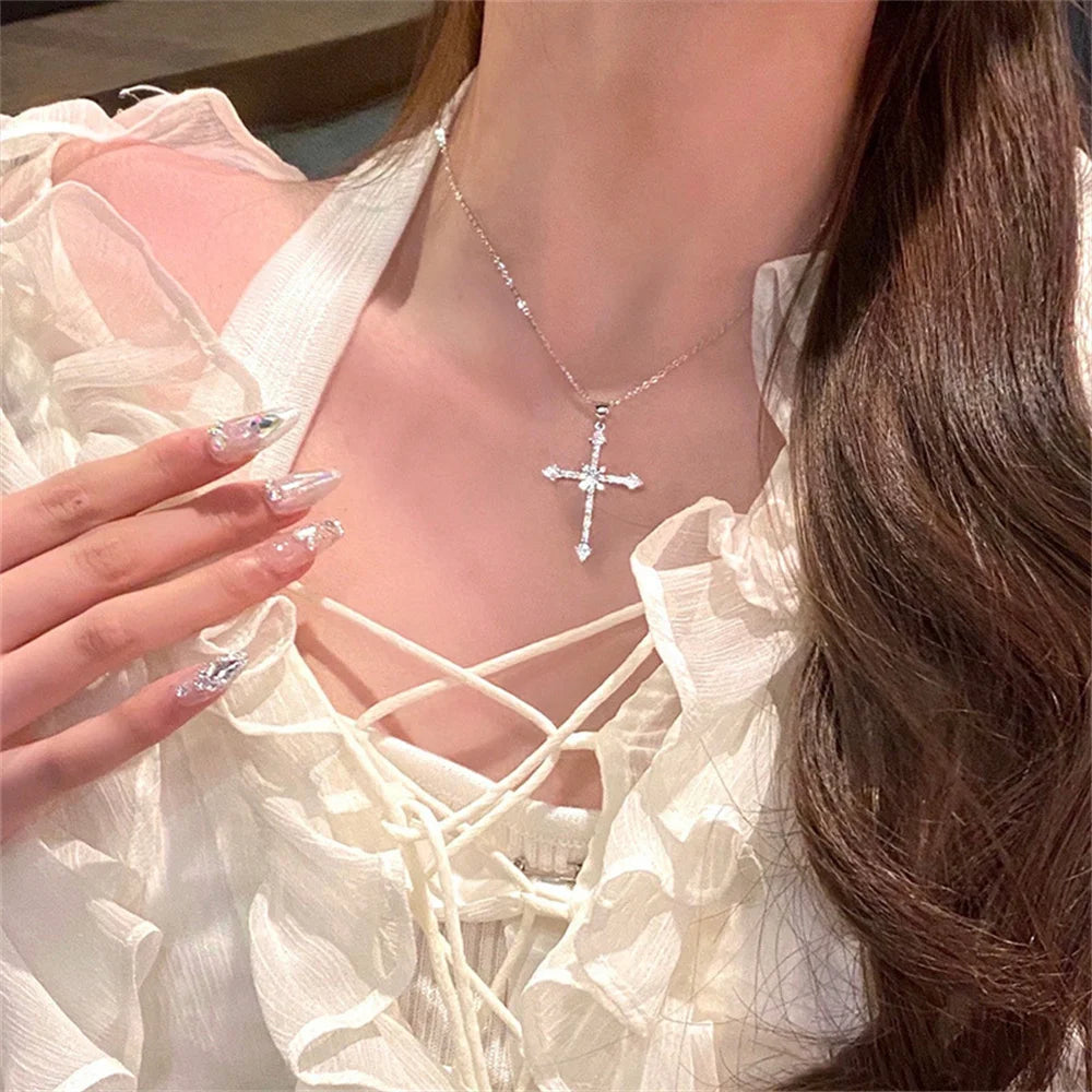 Collana “Crystal Cross Star”